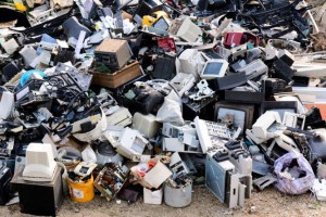 В прошлом году жители Земли выбросили почти 45 млн тонн электротехнического мусора