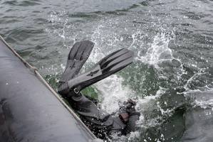 Корабли Каспийской флотилии задержали подводных «диверсантов»