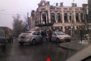 ДТП на пересечении улиц Бэра и Набережной 1-ого мая (фото)