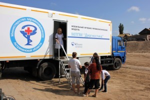 Астраханская мобильная поликлиника осмотрела почти 5 тысяч детей