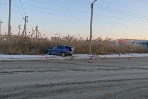 В Астрахани водитель иномарки пострадал в результате наезда на опору ЛЭП