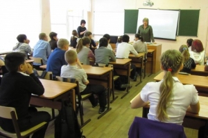 Акция «Подросток обучает подростка здоровому образу жизни» в Приволжском районе