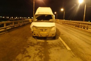 В Астрахани шесть пассажиров маршрутного такси получили травмы в результате аварии