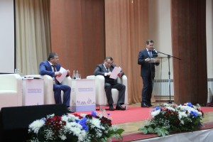 Астраханский губернатор поблагодарил аграриев за хорошую работу и обещал господдержку