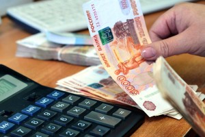В Астраханской области директор МУПа растратил более ста тысяч рублей