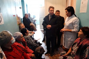 Павел Джуваляков встретился с коллективом и пациентами Марфинской участковой больницы