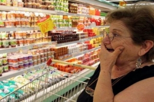 Депутаты Госдумы должны бороться с ростом цен на продукты питания — ЛДПР