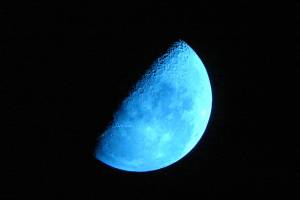 «Голубую Луну» увидят астраханцы