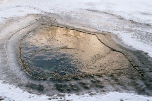 Школьника, который провалился под лёд в Трусовском районе Астрахани, до сих пор не нашли