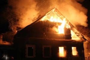 Труп мужчины нашли в сгоревшем доме в Ленинском районе Астрахани