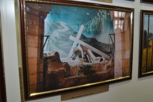 В Астрахани открылась фотовыставка, посвящённая святым местам Иерусалима