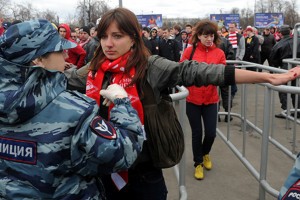 Астраханский футбольный болельщик пожаловался на полицейских