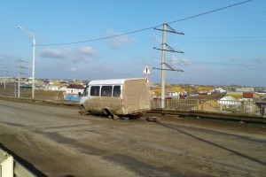 В Астраханской области у «газели» на ходу оторвало колесо и покалечило дорожного рабочего