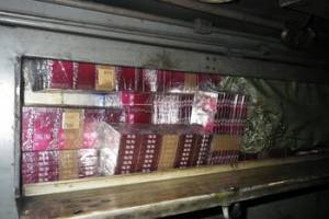 Дело на 80 миллионов: в поезде, следовавшем через Астраханскую область, нашли контрафактные сигареты