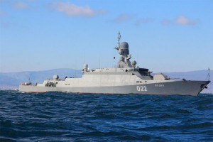 Экипажи Каспийской флотилии отразили массированный авианалёт условно