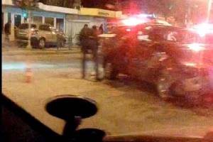 В ночном ДТП в Астрахани легковушка вылетела на тротуар