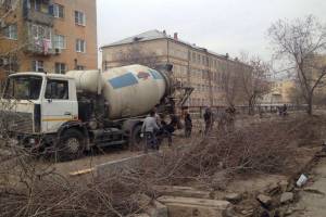 В Астрахани на нескольких улицах начался дорожный ремонт