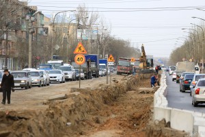 В Астрахани на улице Яблочкова начался ремонт