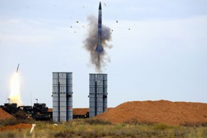 Под Астраханью отразили атаку 30 крылатых и баллистических ракет
