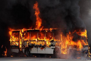 В Астраханской области на трассе сгорел рейсовый автобус Подробности