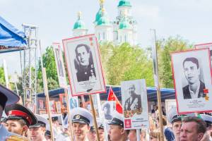 Астраханцы могут бесплатно получить портреты для участия в акции «Бессмертный полк»