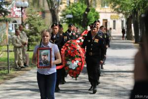 Погиб у деревни Дерюгино: в Астрахани похоронили солдата, погибшего во время Великой Отечественной войны