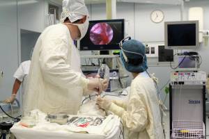 В Астрахани пациенту провели операцию на мозге под местной анестезией