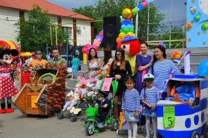 Астраханские семьи приглашают к участию в «Параде детских колясок»