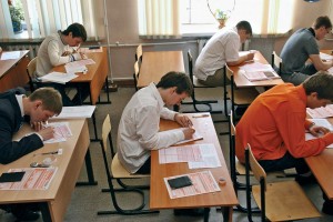 В Астрахани школьника выгнали с ЕГЭ по профильной математике