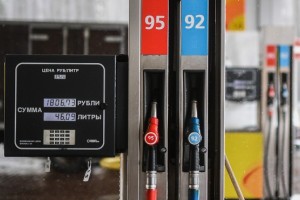 Глава «Роснефти» назвал три главные причины роста цен на бензин