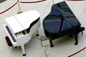 Для астраханцев открывается новая площадка «Два рояля»