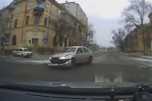 ДТП на пересечении улиц Волжской и Б.&nbsp;Хмельницкого (видео)