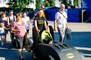 Астраханцам продлили срок подачи заявок на «Парад детских колясок»