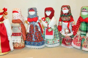 В Астрахани открывается выставка волгоградских мастеров клуба народной куклы