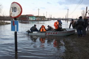 В Астраханской области спасатели отработали действия во время паводка