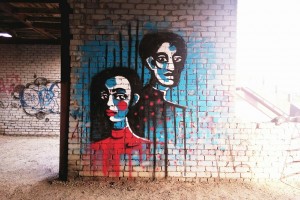 Астраханские художники раскрасили стены заброшенного здания