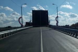 Какие мосты разводят в Астрахани