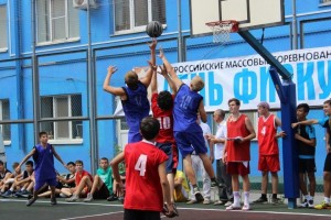 В Астрахани состоялся баскетбольный турнир «Оранжевый мяч»