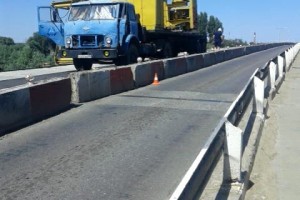 В Астраханской области на мосту сбили пешехода