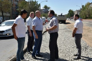 В Астрахани полностью завершить ремонт улицы Яблочкова планируют через месяц