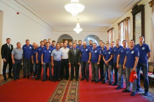 Астраханский губернатор поставил динамовцам задачу войти в пятёрку лучших команд страны