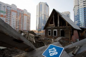 Астраханцам продлят программу переселения из аварийного жилья