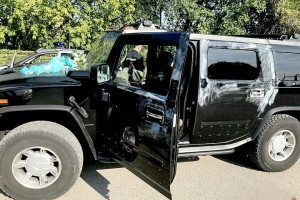 В Волгограде пассажир Hummer с астраханскими номерами устроил стрельбу на свадьбе
