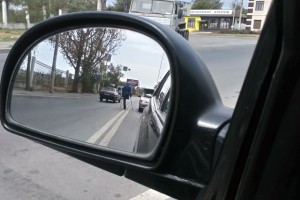 В Астрахани дорожный попрошайка насылает проклятья на водителей