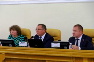 В Думе Астраханской области обсудили состояние регионального бюджета