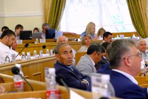 Астраханские депутаты расширили категорию льготников по капремонту