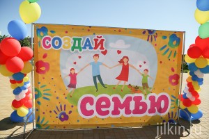 В Астраханской области почти 5000 детей-сирот обрели семьи
