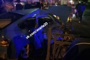 «В хлам»: в Астрахани произошла жуткая авария