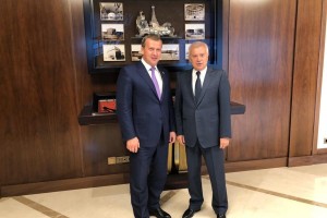 Глава Астраханской области обсудил с президентом ЛУКОЙЛа перспективы сотрудничества