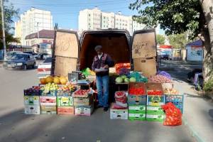 В Астрахани разогнали незаконных торговцев в микрорайоне Бабаевского